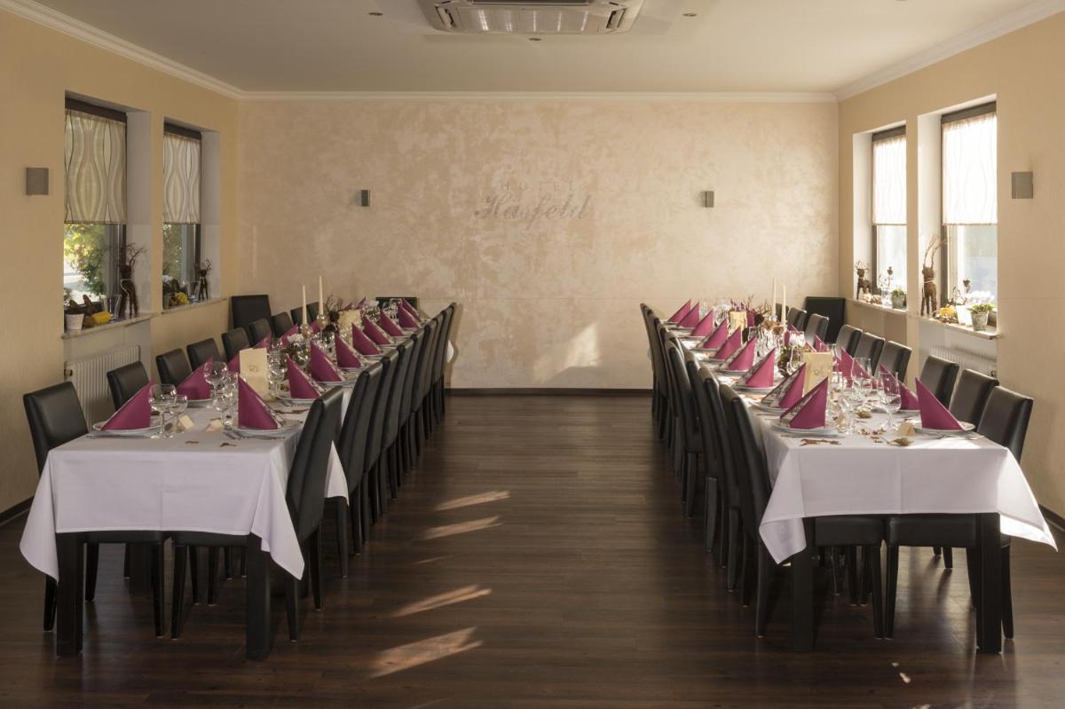 Hotel Restaurant Haesfeld Überherrn Exterior foto